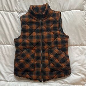 BECEEL PLAID VEST 🌲